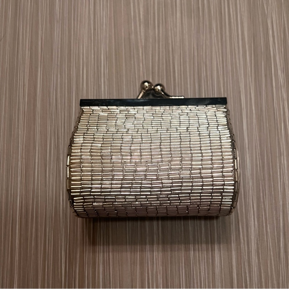 Kenneth Cole Reaction Silver beaded coin change purse - Picture 4 of 7